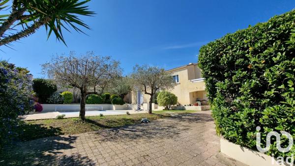 Maison 5 pièces de 116 m² à Pont-Saint-Esprit (30130)