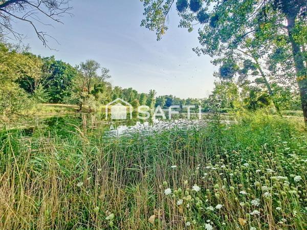 Magnifique terrain de loisirs avec un étang