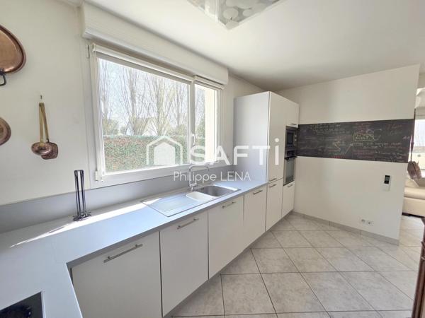 F3 avec terrasse, résidence haut-de-gamme de 2007