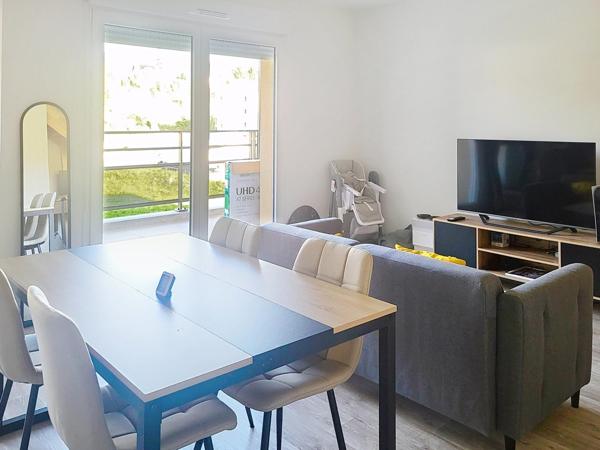 Le charme d’un duplex, le confort d’une résidence sécurisée