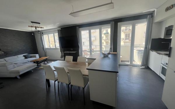 Appartement à louer    3 pièces • 65,43 m2 Tarbes
