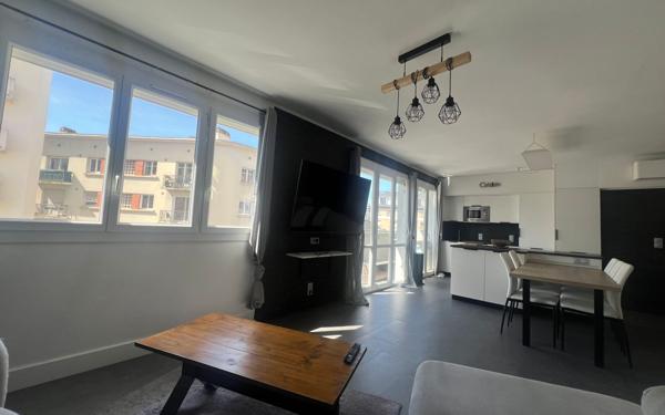 Appartement à louer    3 pièces • 65,43 m2 Tarbes