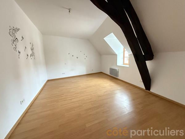 Location Maison125,49 m² - 5 Pièces - SAINT AMAND MONTROND (18200)