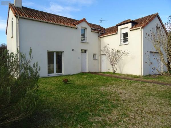 Achat - Maison | Maison individuelle Valdivienne 86300 5 pièces 150 m 2 821 m 2