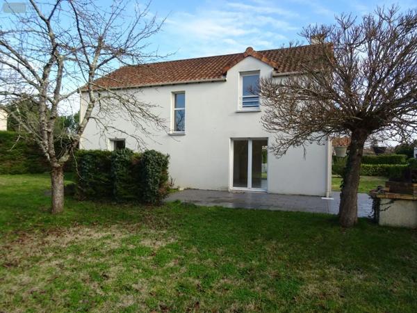 Achat - Maison | Maison individuelle Valdivienne 86300 5 pièces 150 m 2 821 m 2