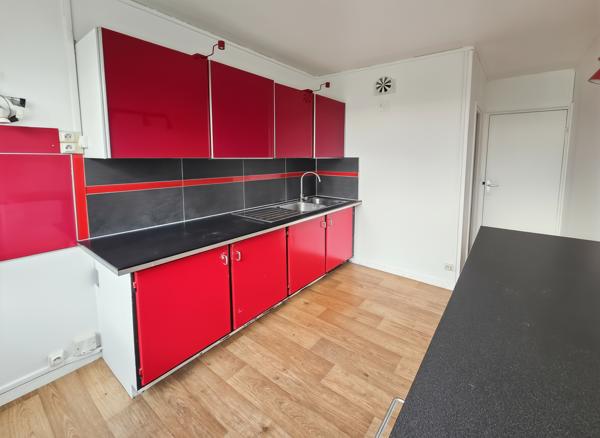 Appartement Verrieres Le Buisson 4 pièce(s) 78 m2