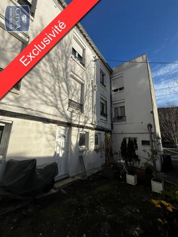 Immeuble à vendre 232m²