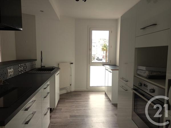 Appartement F4 à vendre  4 pièces - 97,47 m2 CHERBOURG EN COTENTIN - 50