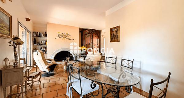 À vendre Maison 5 pièces 133 m² - Villeneuve-lès-avignon 30400