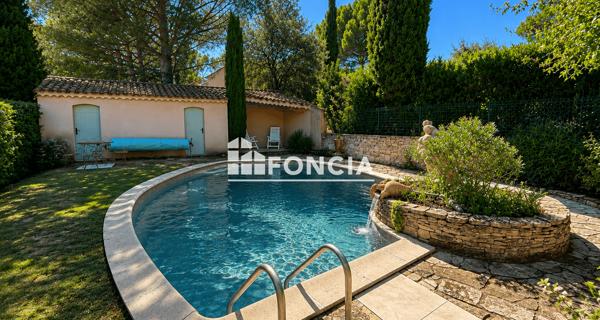À vendre Maison 5 pièces 133 m² - Villeneuve-lès-avignon 30400