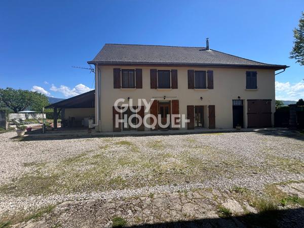 Maison spacieuse à vendre à Le Pont de Beauvoisin - 5 chambres, 158.40 m²