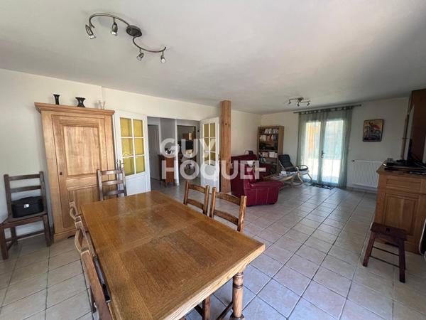 Maison spacieuse à vendre à Le Pont de Beauvoisin - 5 chambres, 158.40 m²