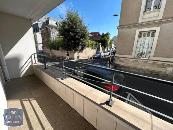 Appartement à louer 4 pièces 89.82m² Tours (37000)