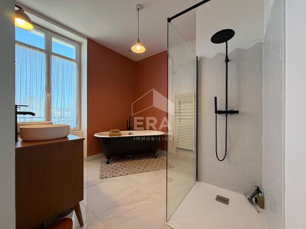 A vendre MAISON de caractère avec une rénovation de qualité !