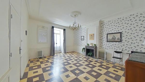 VOLUME ET ENORME POTENTIEL