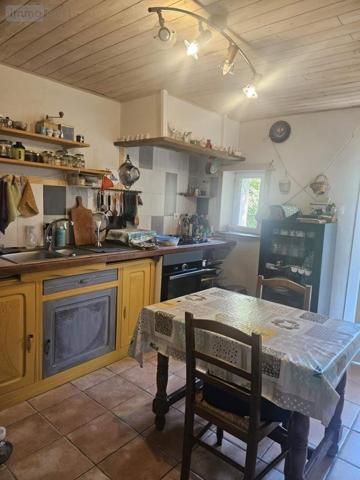 Maison à vendre à Jupilles dans la Sarthe (72500), ref : 131733
