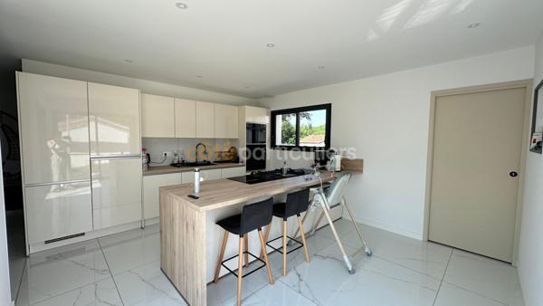 Vente Maison179 m² - 5 Pièces - MAZEROLLES (40090)