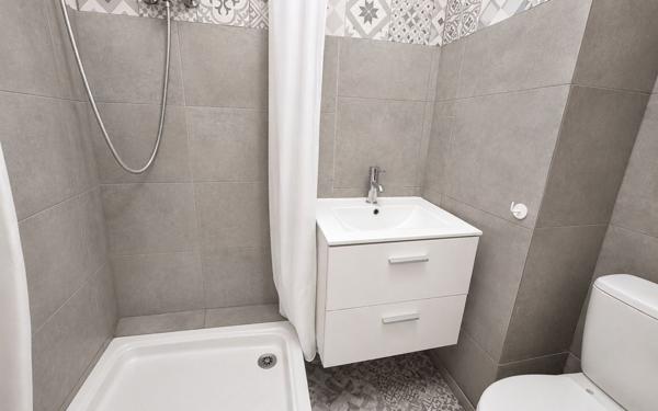 Appartement à vendre    1 pièce • 17,73 m2 Paris 18
