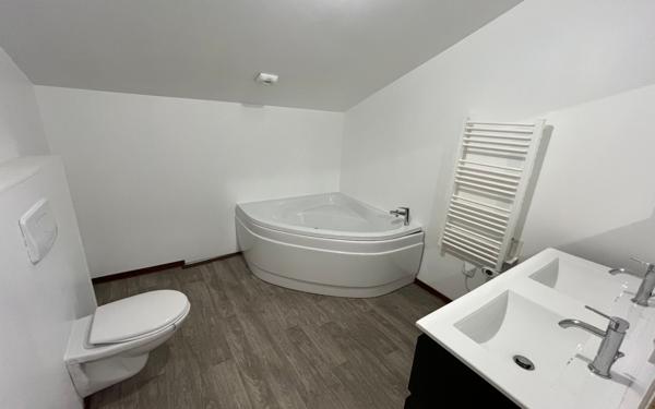 Maison à vendre    6 pièces • 320 m2 Séreilhac