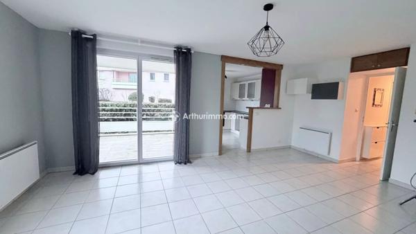 Location Appartement 3 pièces 65 m2 à Millau