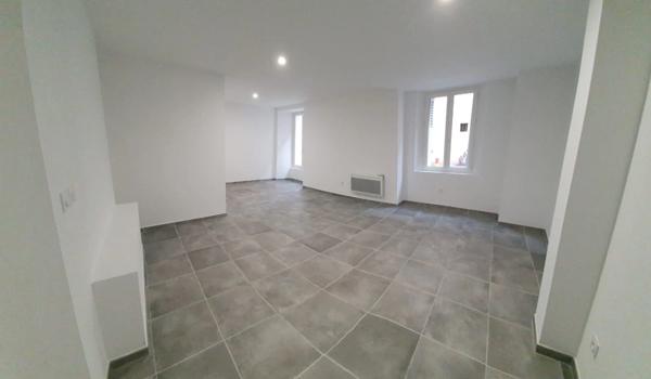 Local/bureau à vendre DRAGUIGNAN (83)