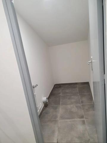 Local/bureau à vendre DRAGUIGNAN (83)