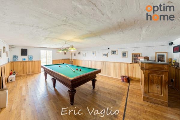 Bouc Bel Air (Aix à 10 mn) - Vente Belle Villa T5 de 169 M2 + dépendances 100 m2, sur un terrain clos et arboré de 1257 M2 avec piscine, proche IBS, commerces et transports