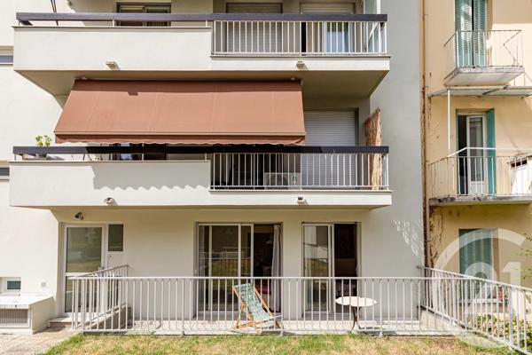 Appartement F2 à vendre  2 pièces - 32,10 m 2   GRENOBLE  - 38