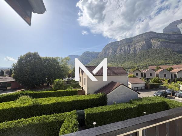 CROLLES - T2 - DERNIER ETAGE - BALCON - GARAGE | Premium Immobilier