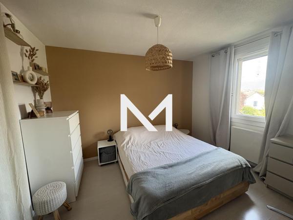 CROLLES - T2 - DERNIER ETAGE - BALCON - GARAGE | Premium Immobilier