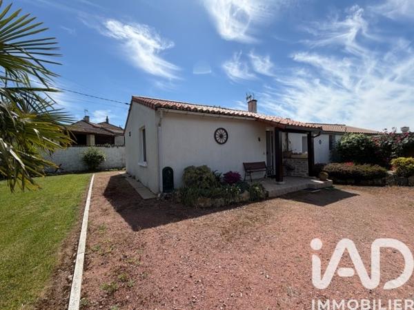 Maison à vendre 4 pièces 105 m² Saint-Jean-de-Thouars