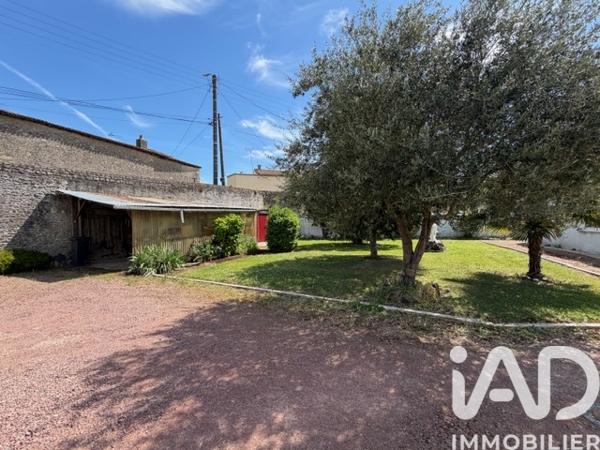 Maison à vendre 4 pièces 105 m² Saint-Jean-de-Thouars