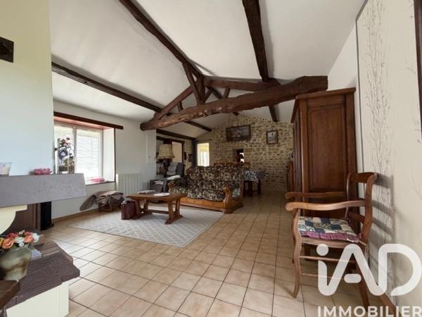Maison à vendre 4 pièces 105 m² Saint-Jean-de-Thouars