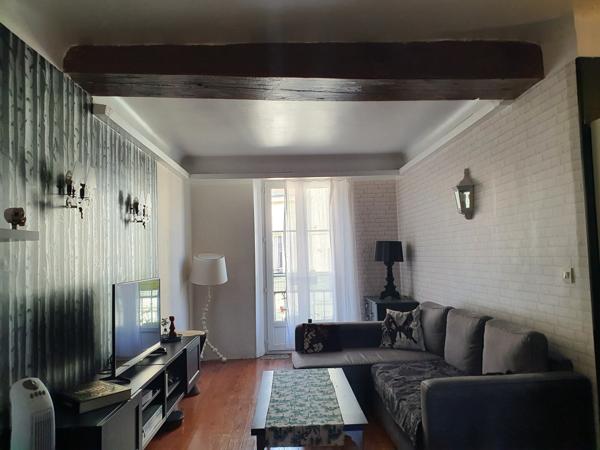 ST- ASPAIS. Appartement 3 Pièces avec Balcon Hyper centre de Melun