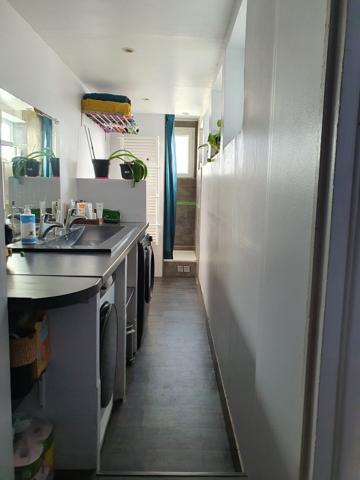 ST- ASPAIS. Appartement 3 Pièces avec Balcon Hyper centre de Melun