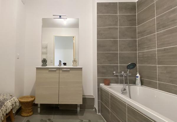 Marseille (13008) - MICHELET - BARRAL -