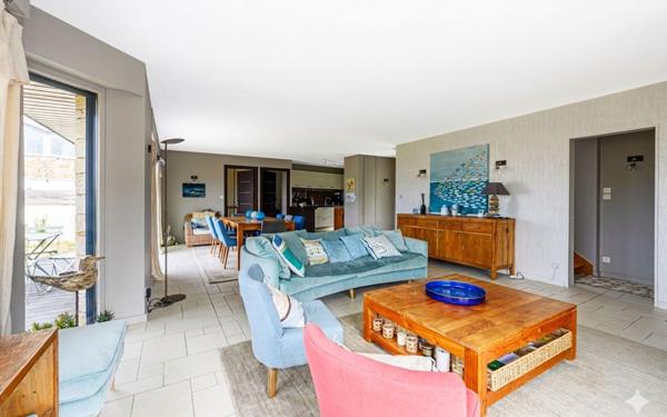 Maison à vendre    6 pièces • 162 m2 Arzon