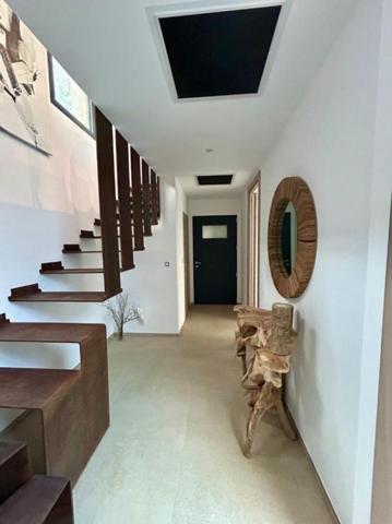 Villa  5 pièce(s) 175 m2 CARRY LE ROUET