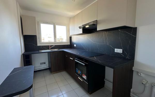 Appartement à louer    3 pièces • 60,31 m2 Bois-d'Arcy