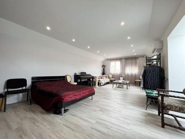 Maison Pellevoisin 191.2 m2