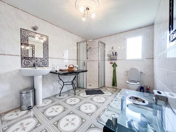 Maison Pellevoisin 191.2 m2