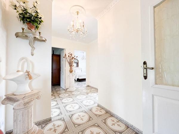 Maison Pellevoisin 191.2 m2