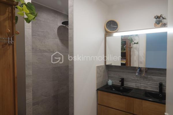 Maison de 222 m²