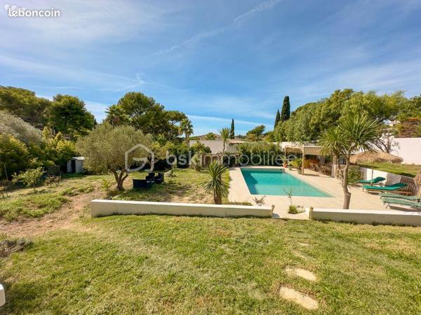 Maison de 222 m²