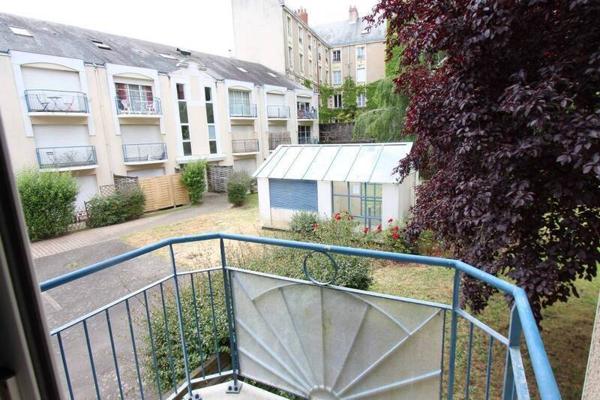 Appartement 2 pièces                                        - 44000 Nantes Réf : 12294