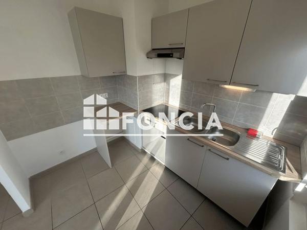 Location Appartement 2 pièces 42.94 m² - 23 AVENUE DU GRAND CHATELET Grenoble 38000