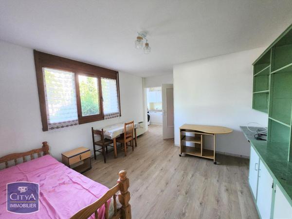 Appartement à louer 1 pièce 25.72m²