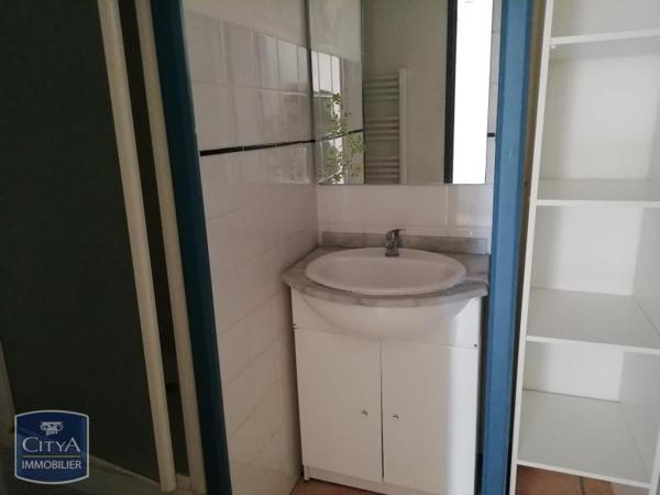 Appartement à louer 1 pièce 26.01m² Toulon (83100)