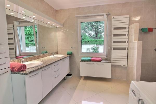 Superbe villa de plain-pied avec piscine Bordeaux Métropole