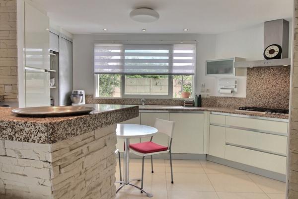 Superbe villa de plain-pied avec piscine Bordeaux Métropole